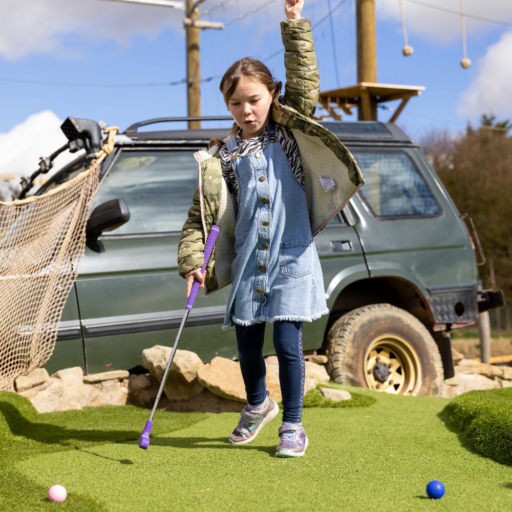 February Half Term Fun: £6 Adventure Golf and Fire Pit Treat at Aztec Adventure The Lost Valley