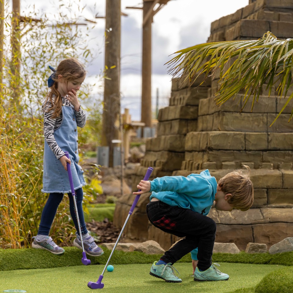 February Half Term Fun: £6 Adventure Golf and Fire Pit Treat at Aztec Adventure The Lost Valley